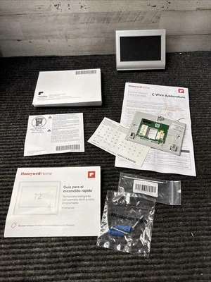 Honeywell Home RENEWRTH9585WF/U Smart Color Thermostat Renewed Silver - Image 1 of 4