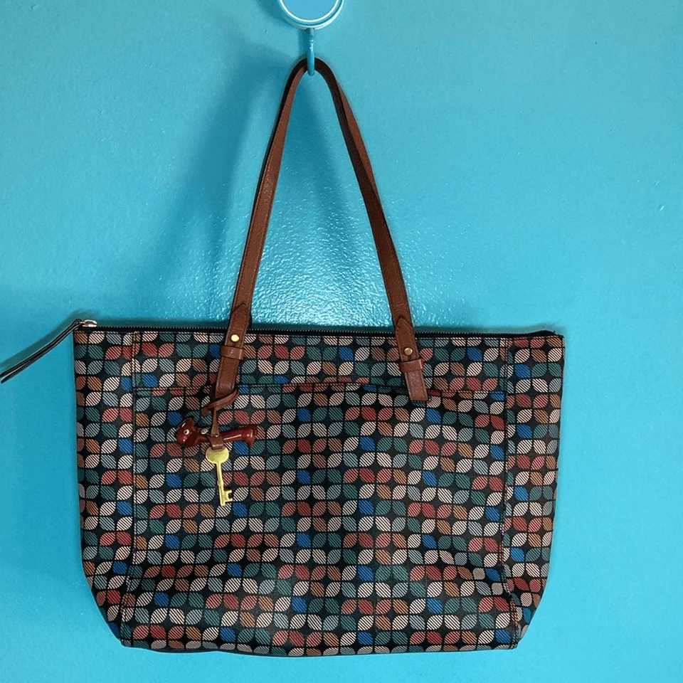 Bolso de Mano Grande Fossil "Rachel" en Patrón Multicolor 12 X 14 X 4.5 Foto 1 de 4