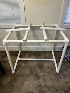 Q-SNAP Portable PVC Quilting Frame Floor Model 31.5" H x 28" x 39" Table Height - Picture 1 of 6
