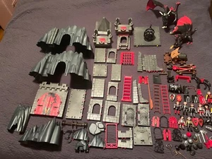 PLAYMOBIL 2004 Dragon Castle good condition please see pics - Imagen 1 de 24