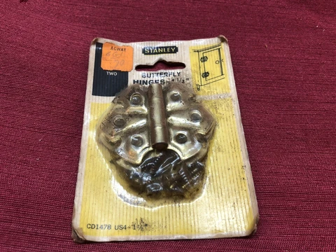Package Of Stanly Butterfly Hinges CD 1478 Brass Steel Old Stock 1 1/2” Inch Cover