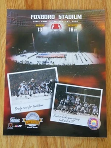 TOM BRADY Runs for TD ADAM VINATIERI Kick NEW ENGLAND PATRIOTS SNOW GAME P Photo - Picture 1 of 2