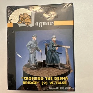 Modelos Jaguar 1/35 "Cruzando el Puente Desna" (2 figuras de resina y base) - 63062 - Imagen 1 de 2