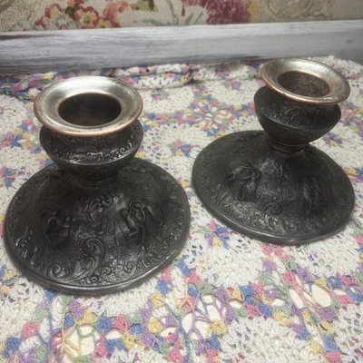 Candelabros antiguos Barbour Silver Co Dutch Repousse 1910 Foto 1 de 3