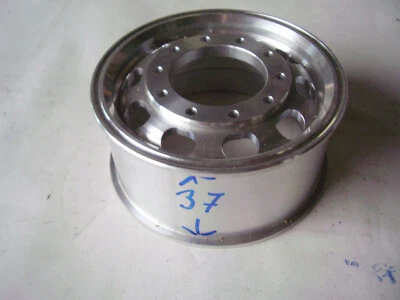 LKW - Euro Felge 1 : 8 , mit Langloch  Aluminium - Bild 1 von 4