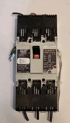 FUJI ELECTRIC SA53RCUL 15 CIRCUIT BREAKER 3 POLE 15A 240VAC 50/60HZ - Free Ship - Image 1 of 4