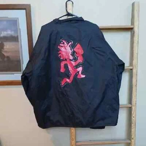 Cortavientos de colección ICP Insane Clown Posse discos fiscopáticos Hatchetman, agujeros - Imagen 1 de 16