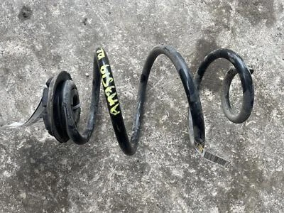 Muelle helicoidal trasero usado se adapta a: Nissan Sentra 2019 trasero grado A Foto 1 de 4