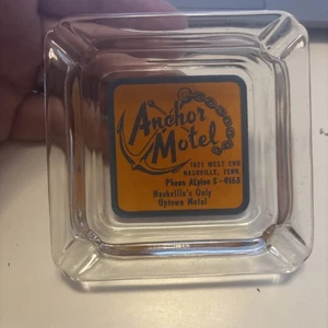 Vintage Anchor Uptown Motel Nashville Tennessee 1921 West End Glass Ashtray EUC - Picture 1 of 9