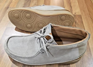 Clarks Originals Desert Boot hellgrau/beige Wildleder Stiefel 11826 - Größe UK 11 - Bild 1 von 4