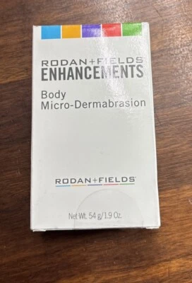 1- Exfoliante microdermoabrasión corporal Rodan + Fields Enhancements, sellado de 1,9 oz Foto 1 de 4