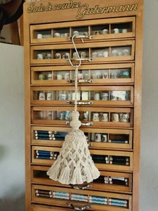 ANCIEN  GROS POMPONS GLANDS PASSEMENTERIE "EQUINOX " TON LIN ECRU - Afbeelding 1 van 4