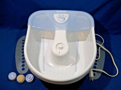 Spa de pies Conair Body Benefits con vibración, burbujas y calor Foto 1 de 4