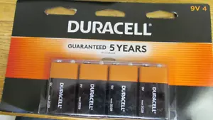 BATTERIE DURACELL 4 PACK 9 VOLT NUOVE SIGILLATE SCADENZA MARZO 2029 SPEDIZIONE GRATUITA - Foto 1 di 3