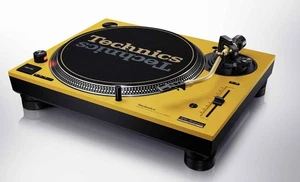Technics sl1200 mk7 50th Anniversary - Picture 1 of 5