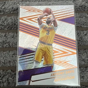 Revolución Panini 2024-25 - Anthony Davis #64 - Imagen 1 de 2