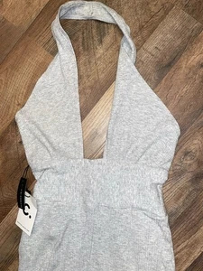 Nuovo! REVOLVE callahan maglia abito midi grigio a costine XS Halter - Foto 1 di 4