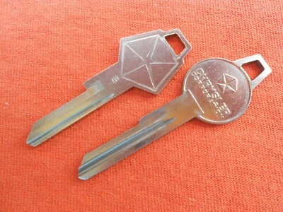 2 llaves en blanco Dodge Chrysler Plymouth Mopar encendido maletero 1966 Foto 1 de 2