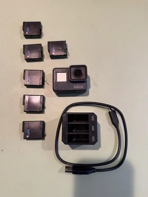 Go pro Hero 5 - 6 Batteries And charger - Image 1 of 2
