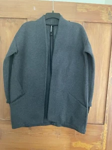 Women’s Mondetta Charcoal Gray Knit Cardigan Sweater Size S/M Minimalist - Picture 1 of 6