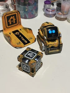 Anki Vector Home Robot WALLE INSPIRED FULL SET 600mah Upgrade Read!!!!! - Picture 1 of 14