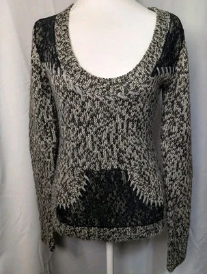 Женский вязаный свитер BKE с кружевной отделкой цвет кенгуру M(670) - Изображение 1 из 4