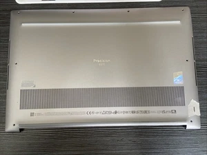 Cache inférieur 12 pièces Dell Precision 5570 M5570 0G14CP lire description en l'état - Photo 1/24