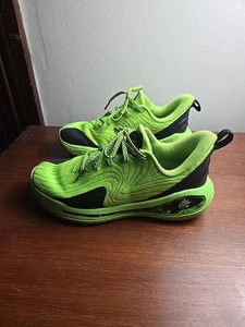 Under Armour Curry Flow 12 Extraterrestre Gioventù 6 - Foto 1 di 24