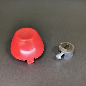 Power Wheels Jeep Hurricane Wheel Hubcap Axle Retainer Tire - Picture 1 of 3