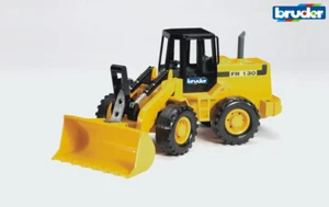 Bruder 02425 Bruder Articulated Road Loader 1:16 scale loaders toy construction - Picture 1 of 10