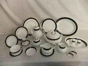 Royal Doulton - Biltmore - vintage 1990 fine bone china tableware - 8A5D - Picture 1 of 31