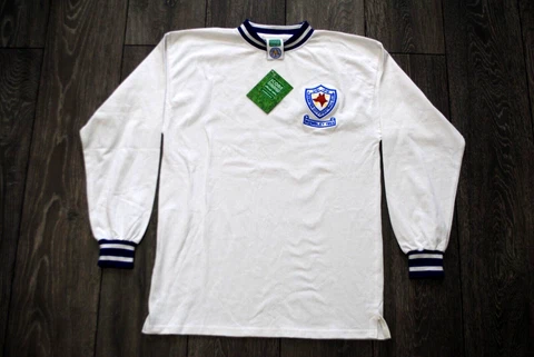 BNWT LEICESTER CITY WEMBLEY 1963 REMAKE FOOTBALL SHIRT JERSEY LONGSLEEVE MEDIUM Cover