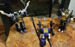 Transformers G1 Insecticon 3 Bot set Hasbro 1985 Vtg Bombshell Kickback Shrapnel - Picture 1 of 4