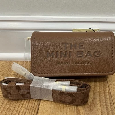Nuevo con etiquetas Marc Jacobs The Mini Bag - Aceite de argán  Foto 1 de 4