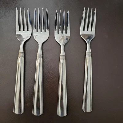 Lote de 4 tenedores de ensalada de acero inoxidable Pfaltzgraff Kenilworth Foto 1 de 4