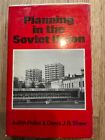 Planning in the Soviet Union par J. Pallor & D.J.B Shaw (Casque Croom 1981)