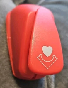 Marvy UCHIDA Paper Punch EDGE HEART - Picture 1 of 6