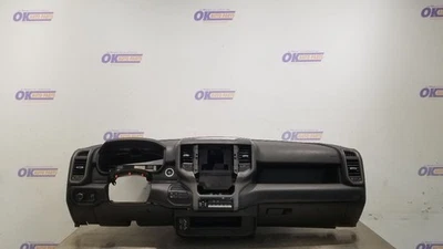 22 DODGE RAM 5500 DASH PANEL DASHBOARD ASSEMBLY BLACK - Изображение 1 из 4