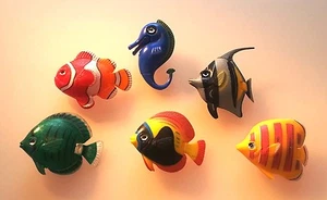 5 FISCHE + 1 SEEPFERDCHEN FÜR WASSERSÄULE*NEU*SET 1 - Bild 1 von 1