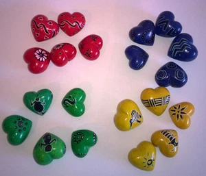 5 x Small Soapstone Hearts Hand Carved and Painted Kenya - Picture 1 of 10