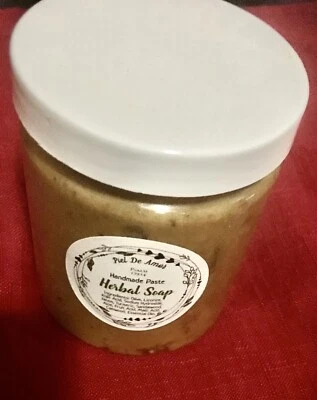 Jabón en pasta extra brillante hecho a mano a base de hierbas Piel De Amor. Tamaño 6 oz Foto 1 de 2