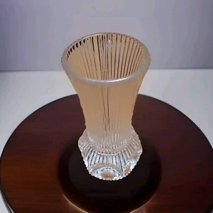 Vintage 5" 24% Lead Crystal Fostoria Melissa Bud Vase Thumbprint Ribbed Sides - Picture 1 of 7