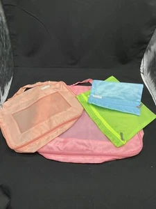 Set Of 4 Nylon Packing Cubes Pastel Multicolored NWOT - Picture 1 of 13