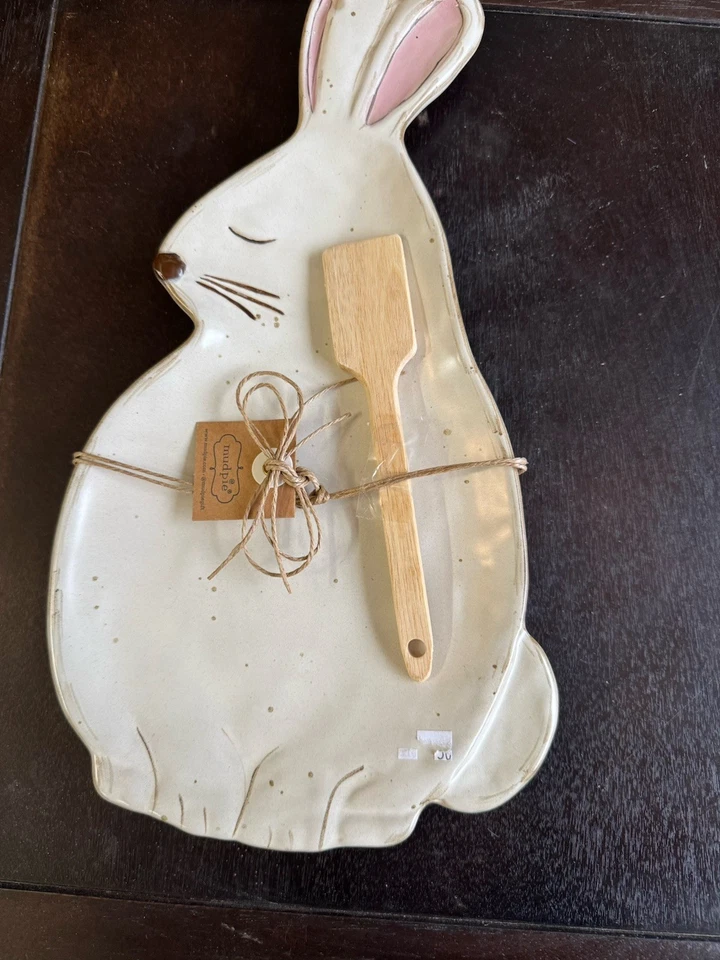 Plato para servir Mudpie, motivo de conejito, aproximadamente 13 de largo X 6-1/2 pulgadas de ancho Foto 1 de 3