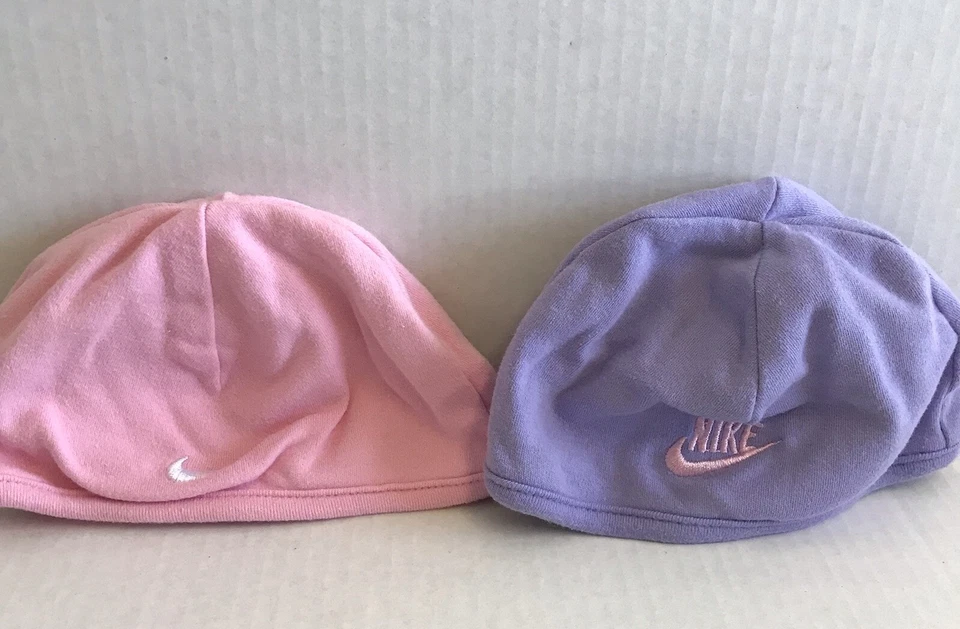 Lote de 2 chapéus gorro de algodão roxo rosa bebê meninas Nike - Imagem 1 de 4