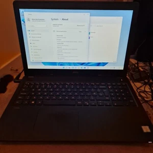 Dell Latitude 3580 - i3 - 512GB - 4GB *READ DESCRIPTION* - Picture 1 of 6