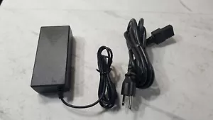 Genuine SAMSUNG DSA-60W-12 1 12048 Switching Adapter 12V 4A Level 3 OEM - Imagen 1 de 4
