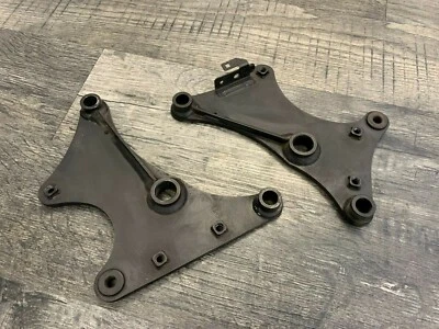 Soportes de subchasis basculante izquierdo y derecho Kawasaki EX650 650 Ninja 2012-2016 OEM * Foto 1 de 4