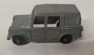 VINTAGE TOOTSIETOY GREEN LAND ROVER with Hitch USA 2” - Picture 1 of 4
