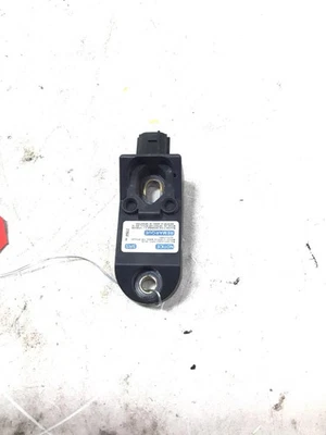 Honda Odyssey 2010 sensor de impacto delantero derecho ## Foto 1 de 4